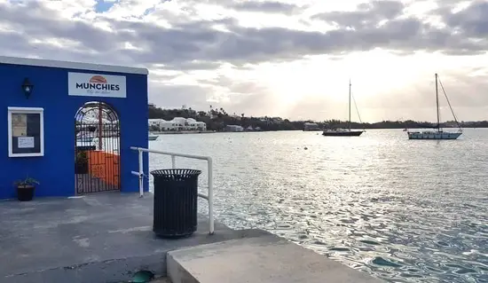 Munchies by the Sea, Bermuda